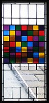 Glasfenster im Speisesaal des Caius College, Cambridge, zum Gedenken an Fisher mit einem lateinischen Quadrat