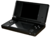 Ένα μαύρο Nintendo DSi.