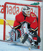 În 2005-06, Miikka Kiprusoff a devenit primul portar al lui Flames care a câștigat Trofeul Vezina.  