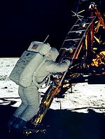 1969年7月20日，巴兹-奥尔德林在月球上。