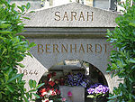 La tumba de Bernhardt