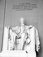 Escultura de Lincoln en el interior del Memorial  