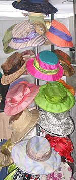 Muchos sombreros  