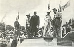 Canberra est officiellement nommée le 12 mars 1913.