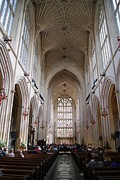 Bath Abbey Church in Perpendicular Style, fan vaulting­, here no triforium