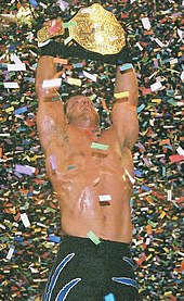 Benoît après avoir remporté le championnat du monde des poids lourds à WrestleMania XX