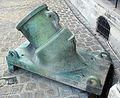 Gribeauval coastal mortier de 12 pouces, s hruškovitou komorou. Tento tvar napomáhal výkonu a dosahu, 1806, Toulon.