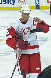Detroit Red Wingsin Nicklas Lidström oli mukana joukkueen kuudessa Presidents' Trophy -voitossa, joista kahta seurasi Stanley Cup.  