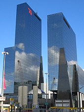 Velké budovy v Rotterdamu.