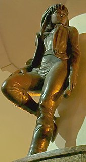 Mirador de la Flor, uma estátua criada em honra de Selena.