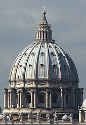 De koepel van St. Peter's, ontworpen door Michelangelo