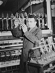 Laboratório de pesquisa na U.T. no início da década de 1940