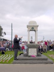 Честване на Деня на ANZAC в Австралия на 25 април.  