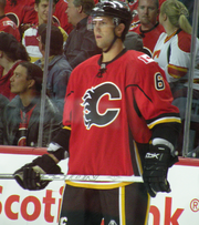 Cory Sarich a intrat în echipa Flames în 2007.  