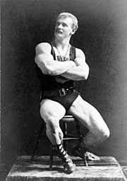 Een krachtpatser Eugen Sandow, de "Vader van het moderne bodybuilding".