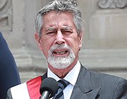 На 16 ноември Франсиско Сагасти е избран от перуанския конгрес за 87-ия президент на Перу по време на общонационалните протести.  