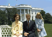 Carter com a sua esposa Rosalynn e a filha Amy