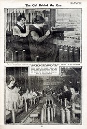 Women working in an English armaments factory (1915)