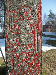 Thor en Jörmungandr van de Altuna runestone bij de Altuna kerk, gemeente Enköpings, Zweden.