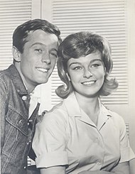 Fonda cu Patty McCormack în The New Breed.  
