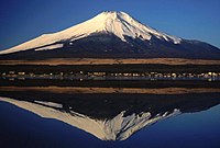 Een foto van de berg Fuji.