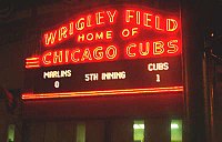 Wrigley Field je domovem týmu Chicago Cubs.