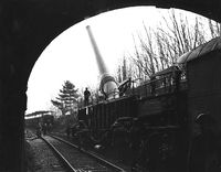 Boche Buster , visto dall'interno del Bourne Park Tunnel, a Bishopsbourne nel Kent, 21 marzo 1941