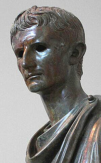 Statua di bronzo di Augusto, Museo Archeologico, Atene.
