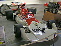 1972 m. "Marlboro" automobilių sporto rėmimą pradėjo nuo "BRM" "Formulės-1" komandos.