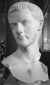 Buste van Caligula.