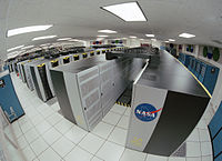Um supercomputador da NASA. Computadores como estes são freqüentemente usados para executar os modelos de computador mais complicados