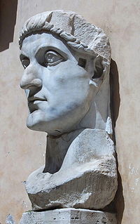 Chefe da estátua colossal de Constantino em Musei Capitolini