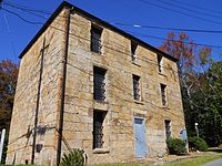 Het oude Coosa County Jailhouse staat in Rockford.  