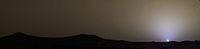 日落时分的火星天空，由探路者号探测器拍摄（1999年6月）。