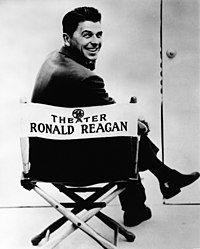 Reagan op een foto voor General Electric Theater