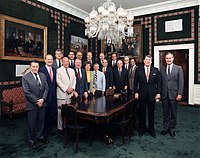 Qui ci sono tutti i funzionari del gabinetto durante la presidenza di Ronald Reagan