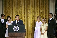 Nixon tiene il suo discorso di dimissioni nel suo ultimo giorno di presidenza, il 9 agosto 1974