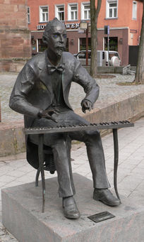 Standbeeld van von Henselt in zijn geboortestad Schwabach