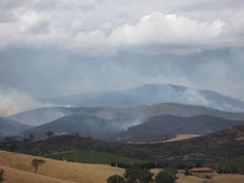 Een deel van de Maroondah/Yarra brand ten oosten van Yarra Glen, Victoria, op 10 februari.