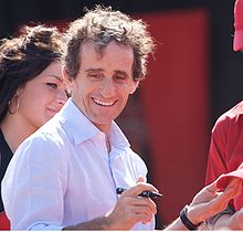 Puolustava mestari Alain Prost (kuvassa vuonna 2008) ajoi toiseksi Scuderia Ferrarilla.  