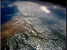 Satelitní snímek ústí Amazonky při pohledu na jih