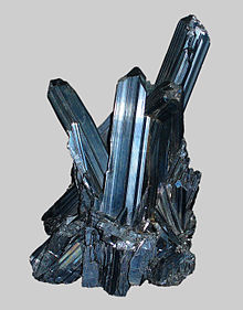Estibina, un mineral de sulfuro de antimonio  