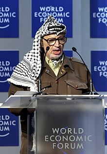 Yasser Arafat spreekt op het World Economic Forum in 2001.