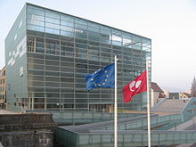 From an industrial to a cultural city: the Ars Electronica Center, which reopened on January 2, 2009 and was remodeled and expanded by Treusch architecture, Vienna.