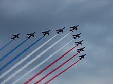Patrouille de France in de lucht van Parijs voor Bastille Dag.