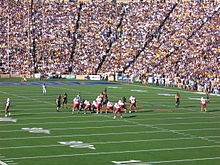 Stanfordin yliopisto pelaa jalkapalloa Kalifornian yliopistoa vastaan Berkeleyssä.  