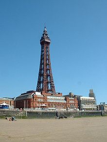 De toren van Blackpool, gezien vanaf het strand