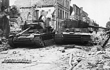Chars Panzer IV et Tiger I allemands abattus lors des combats sur le front occidental