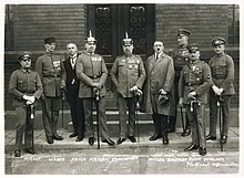 Röhm (jobbról a második) a Sörcsarnok-puccsot követő bírósági tárgyalás után