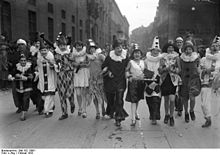 Street Carnival 1932